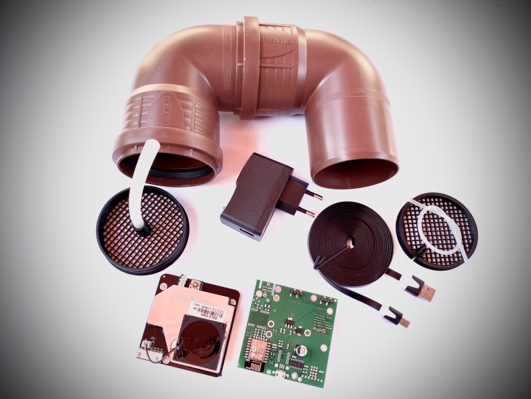 iotroniq Air Quality Fine Dust Sensor DIY Kit ( based on Luftdaten Airrorh project )